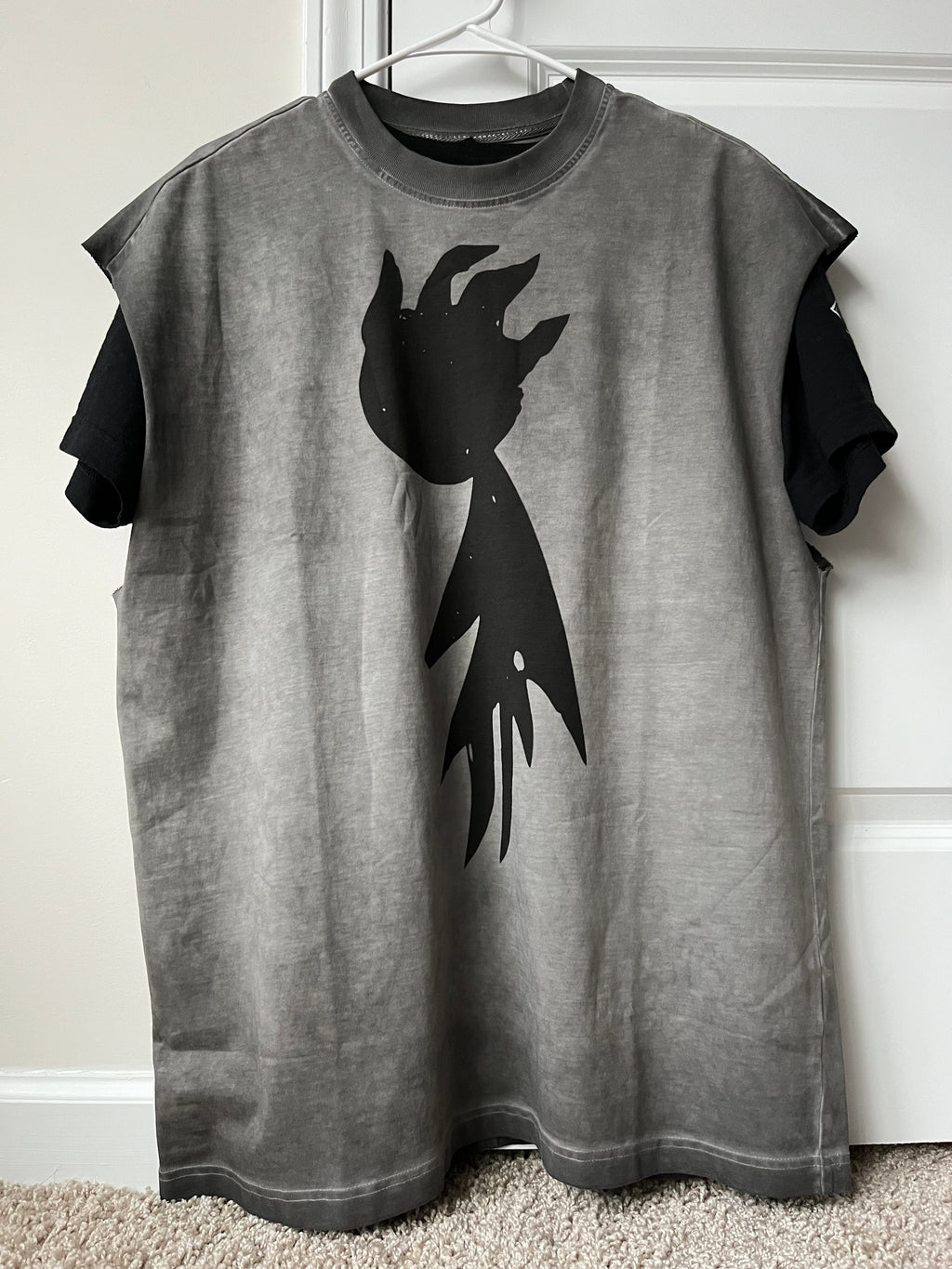 617 SLEEVELESS TEE